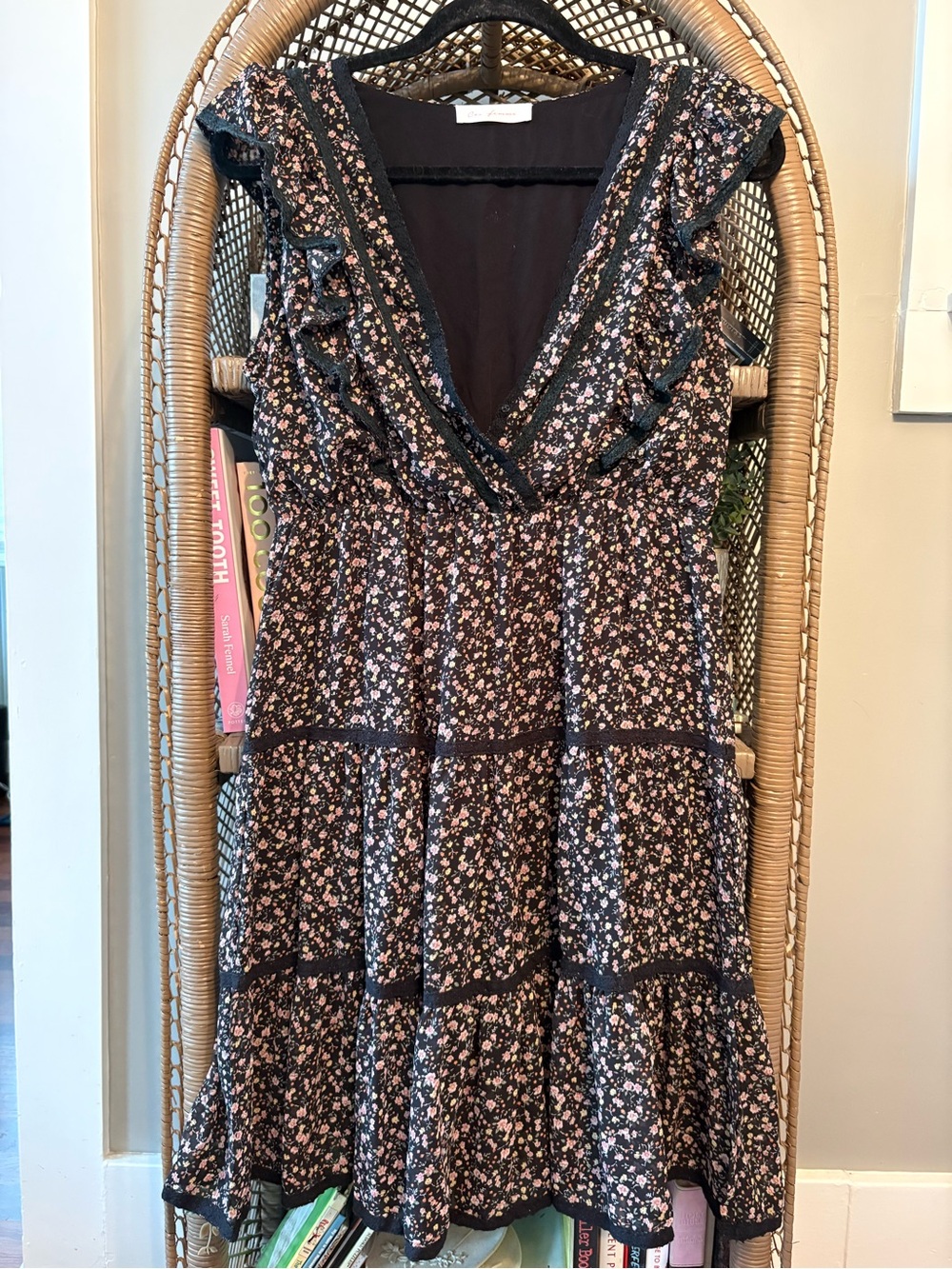 Ces Femme Black Floral Ruffle V-Neck Sundress